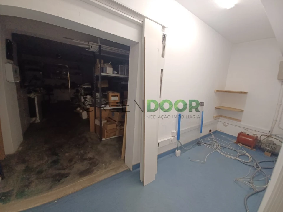 Loja para Venda em Amora Foto 21