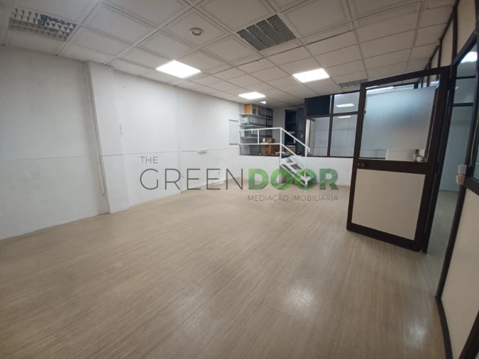 Loja para Venda em Amora Foto 14