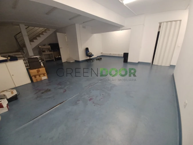 Loja para Venda em Amora Foto 18