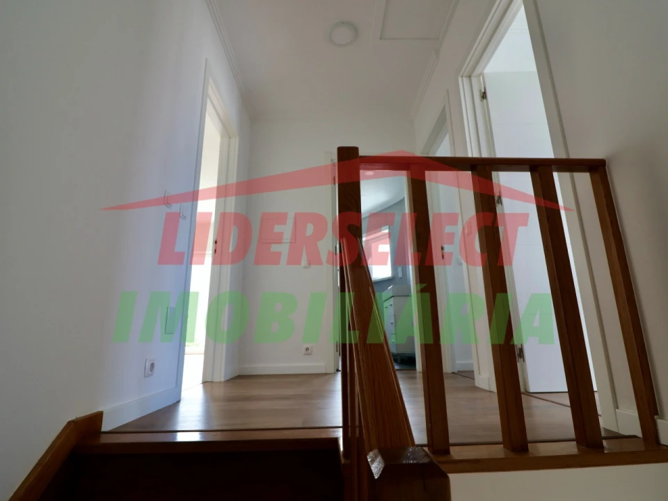 Moradia T3 para Venda em Ericeira Foto 17