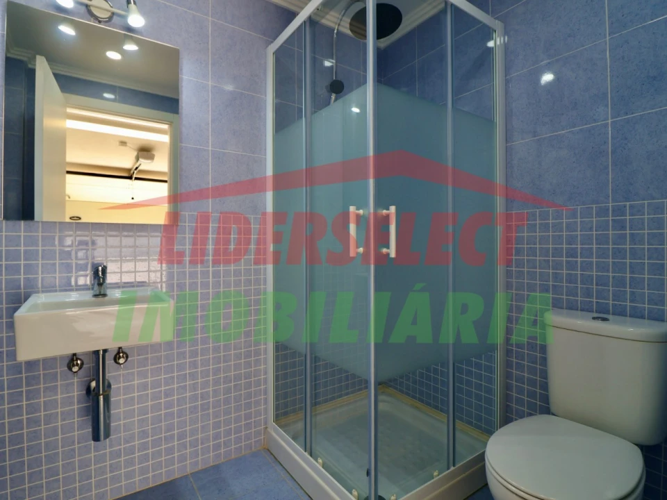 Moradia T3 para Venda em Ericeira Foto 38