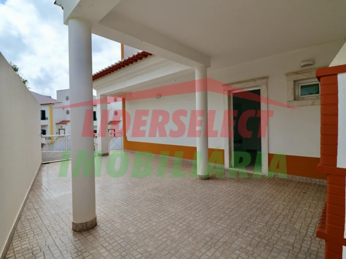 Moradia T3 para Venda em Ericeira Foto 43