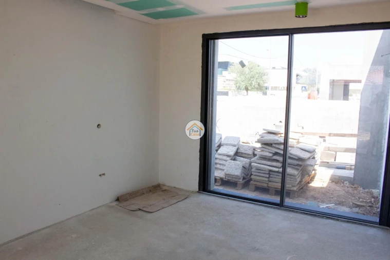 Moradia T3 para Venda em São Felix da Marinha Foto 18