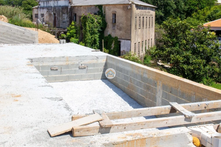 Moradia T3 para Venda em São Felix da Marinha Foto 8