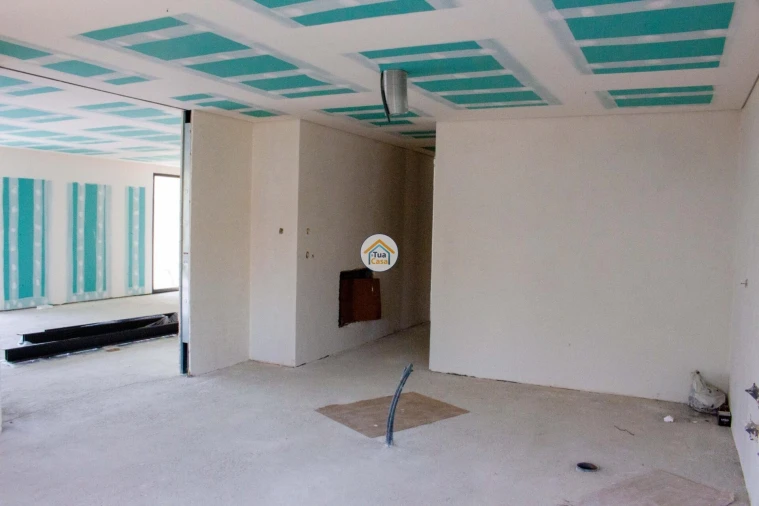 Moradia T3 para Venda em São Felix da Marinha Foto 35