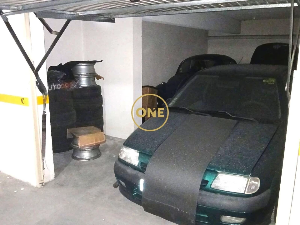 Garagem para Venda em Pinhal Novo Foto 6