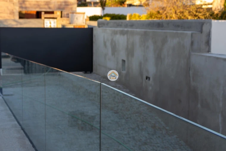 Moradia T3 para Venda em São Felix da Marinha Foto 26