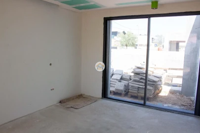Moradia T3 para Venda em São Felix da Marinha
