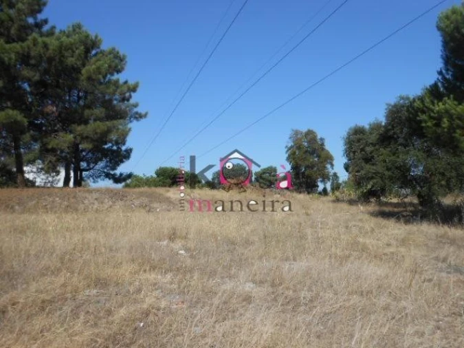 Terreno para Venda em Santo Antonio da Charneca Foto 3