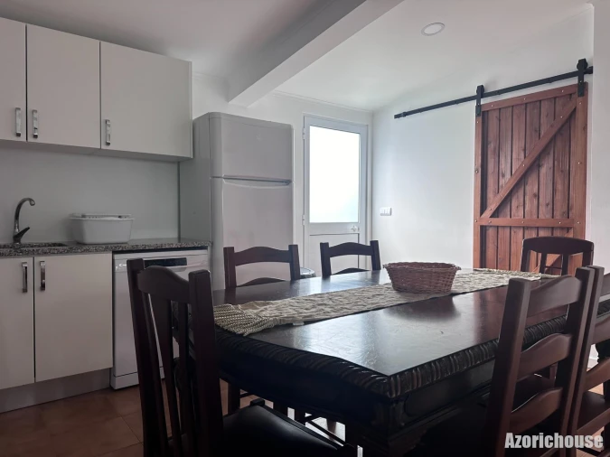 Moradia T9 para Venda em Rabo de Peixe Foto 20