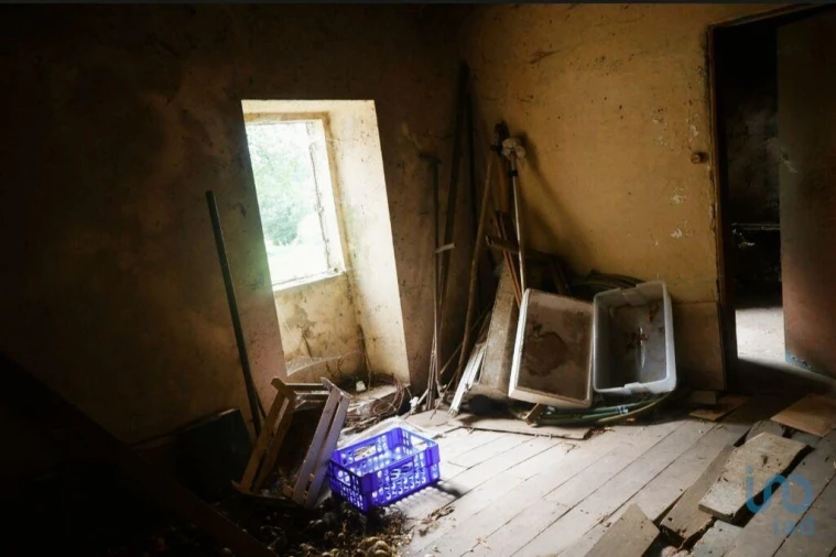 Moradia T2 para Venda em Coura Foto 11