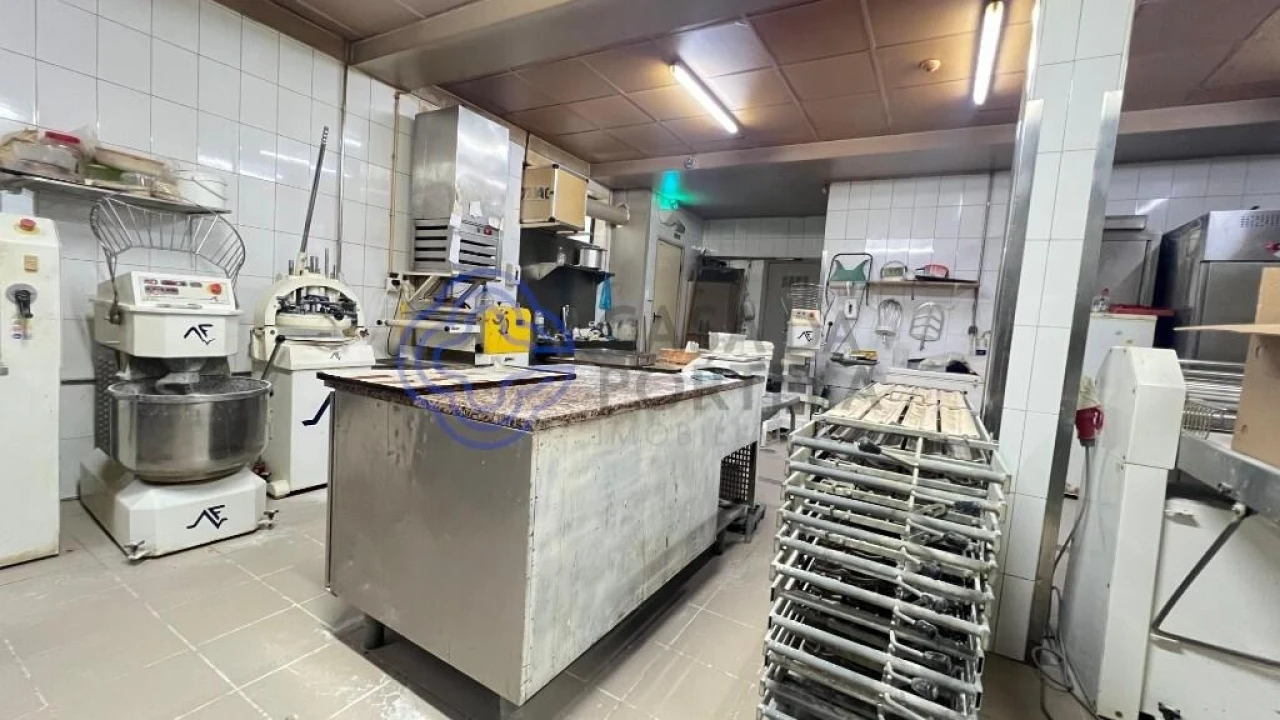 Negócio para Trespasse em Canelas Foto 10