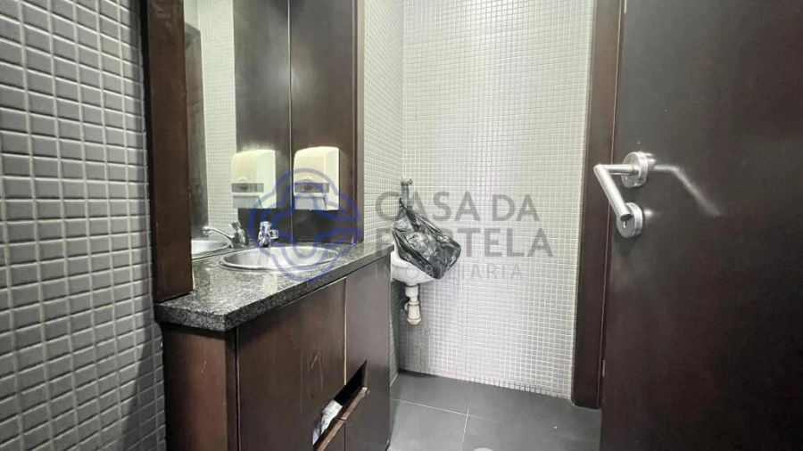 Negócio para Trespasse em Canelas Foto 9