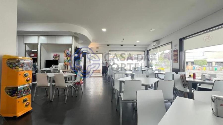 Negócio para Trespasse em Canelas Foto 8