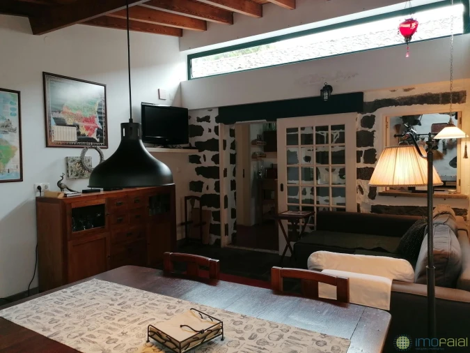 Moradia T3 para Venda em Feteira Foto 13