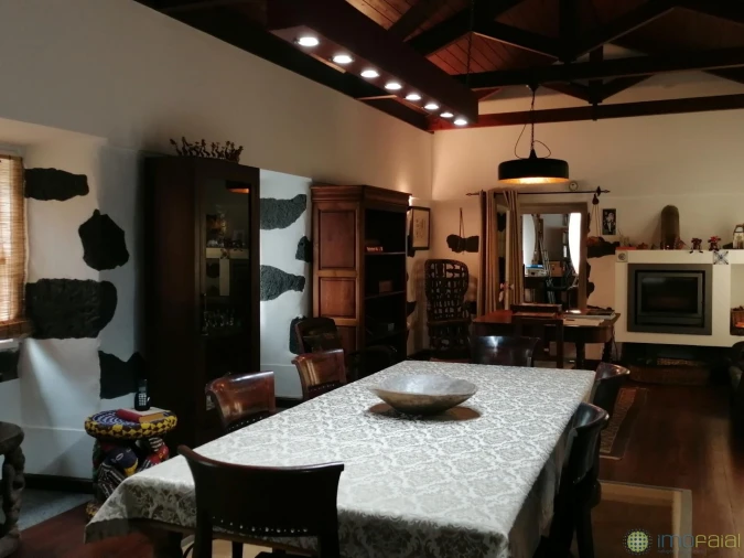 Moradia T3 para Venda em Feteira Foto 16