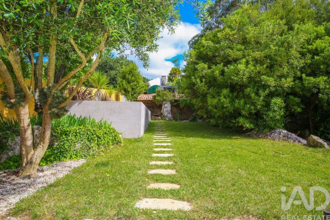 Moradia T4 para Venda em São Bartolomeu dos Galegos e Moledo Foto 22