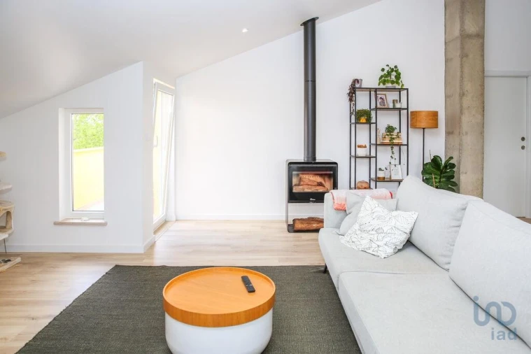 Moradia T4 para Venda em São Bartolomeu dos Galegos e Moledo Foto 12