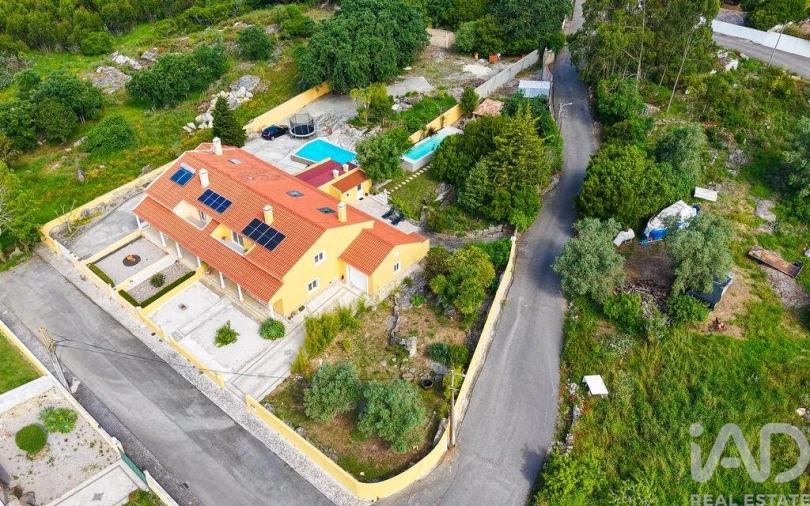 Moradia T4 para Venda em São Bartolomeu dos Galegos e Moledo Foto 26