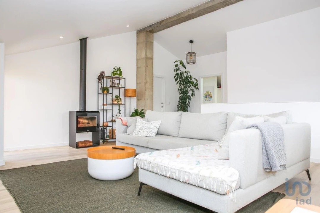 Moradia T4 para Venda em São Bartolomeu dos Galegos e Moledo Foto 13