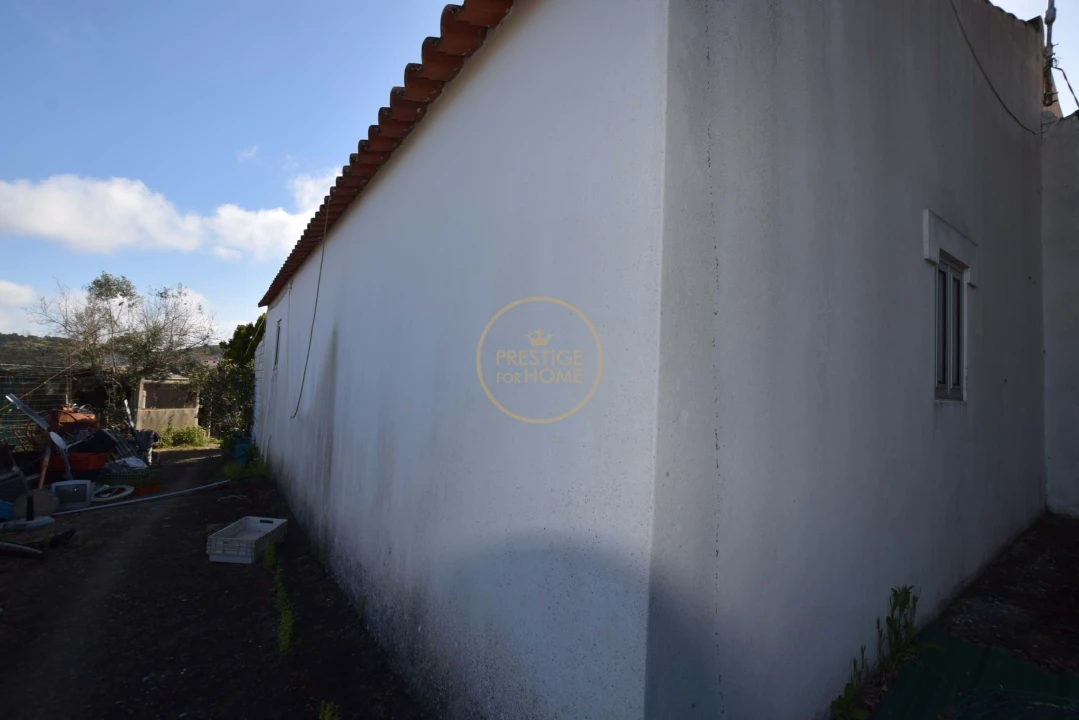 Moradia T3 para Venda em Ameixial Foto 13