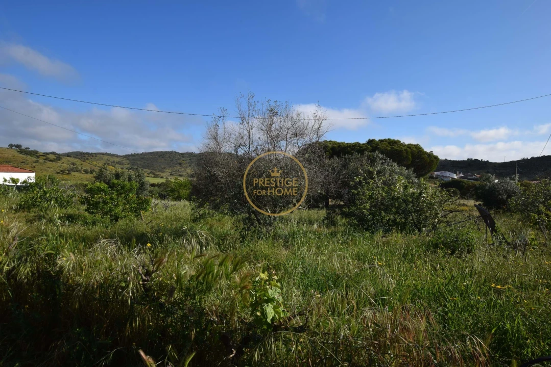 Moradia T3 para Venda em Ameixial Foto 9