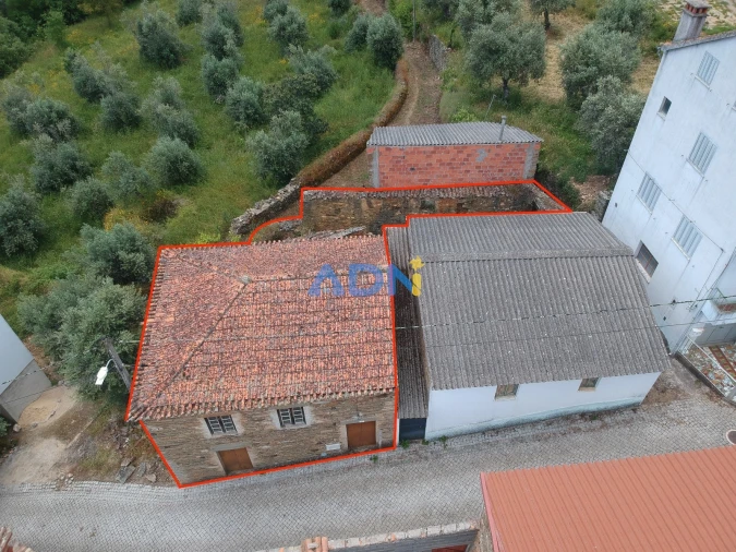 Moradia T3 para Venda em Almaceda