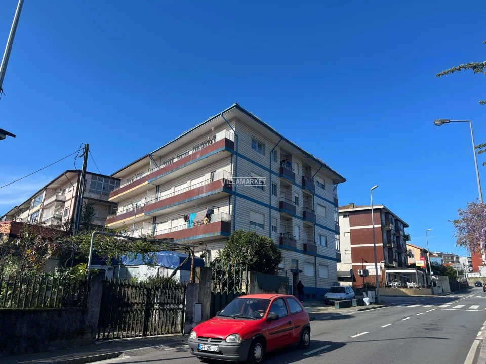 Apartamento T3 para Venda em Ermesinde Foto 1