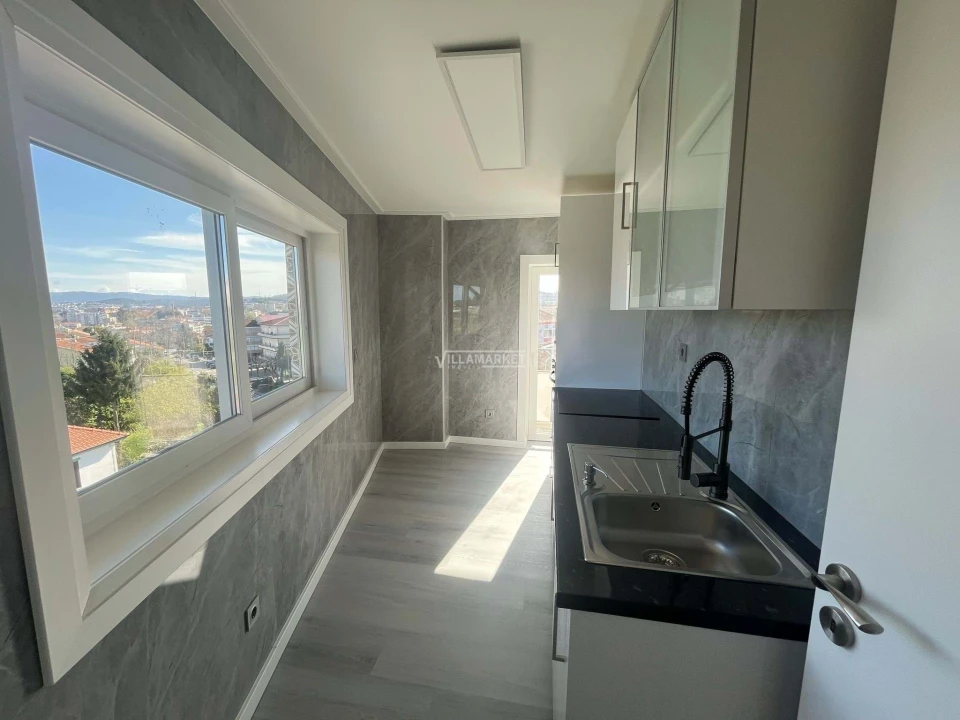 Apartamento T3 para Venda em Ermesinde Foto 3