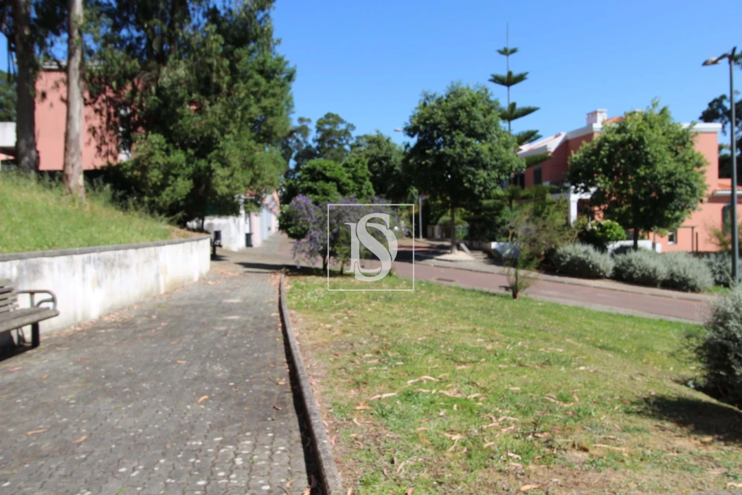 Negócio para Arrendamento em Barcarena Foto 54