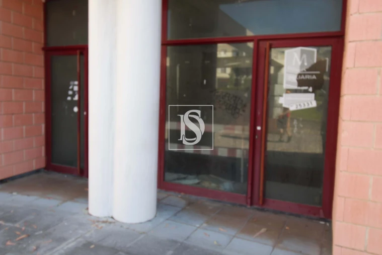 Negócio para Arrendamento em Barcarena Foto 52