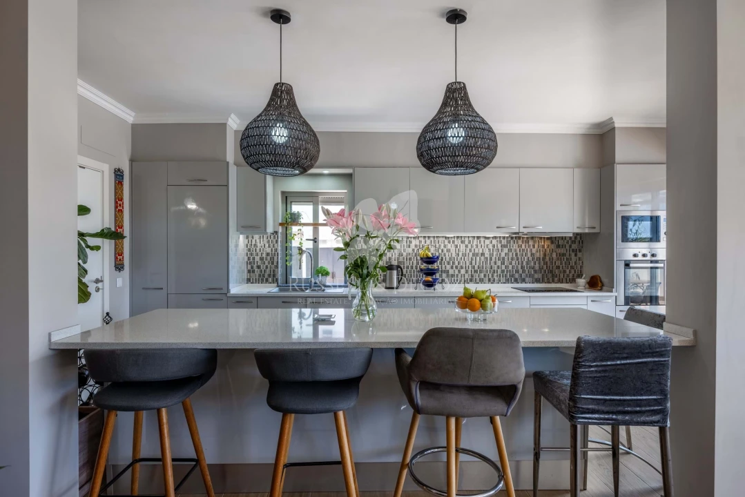 Moradia T4 para Venda em Olhão Foto 12