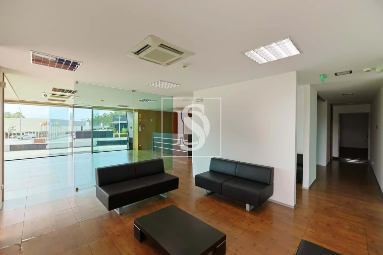 Armazém para Venda em Perelhal Foto 13