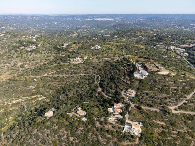 Terreno para Venda em Santa Barbara de Nexe Foto 4