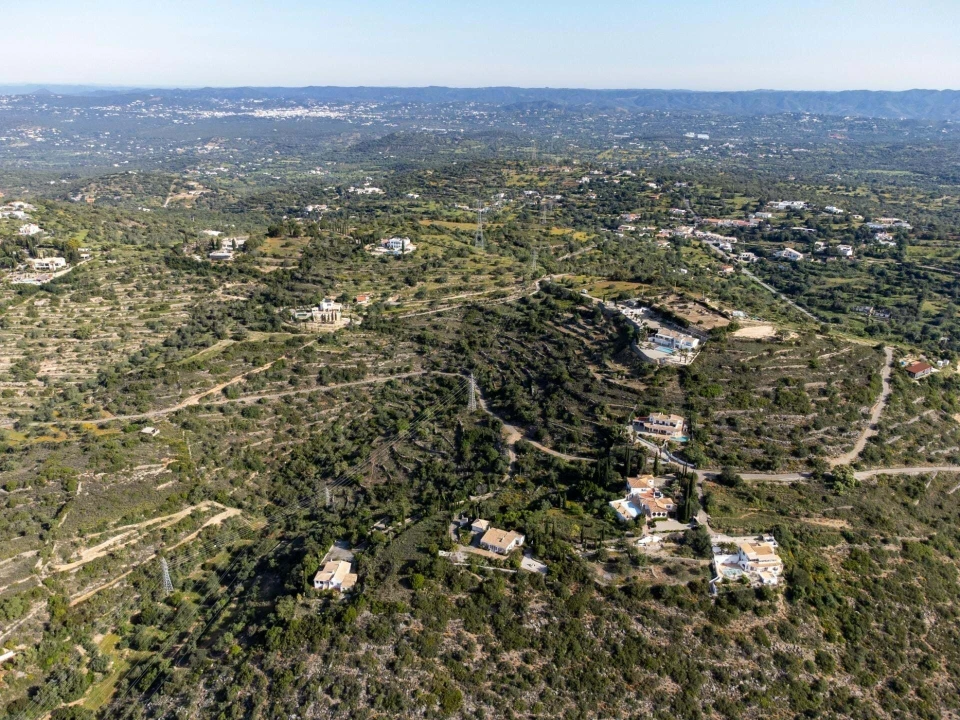 Terreno para Venda em Santa Barbara de Nexe Foto 9