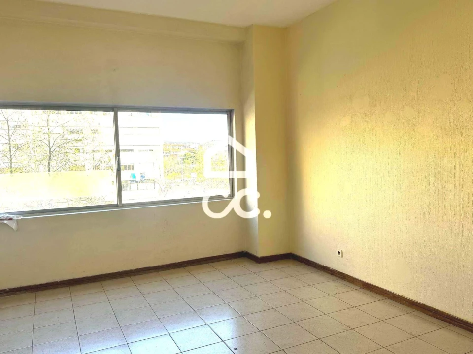 Negócio para Arrendamento em Santa Maria Maior Foto 5