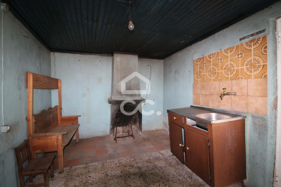 Moradia T3 para Venda em Ervededo Foto 18