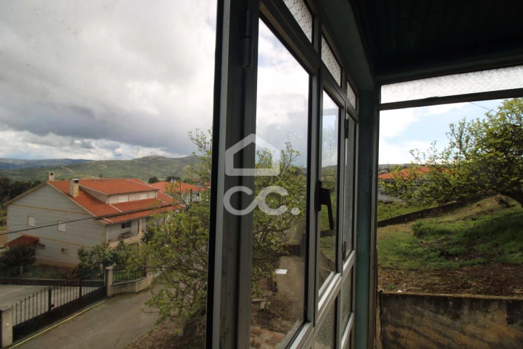 Moradia T3 para Venda em Ervededo Foto 28