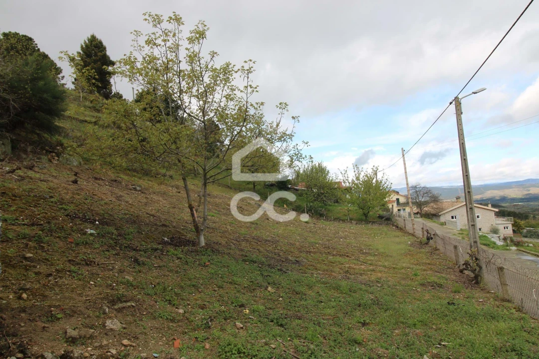 Moradia T3 para Venda em Ervededo Foto 13