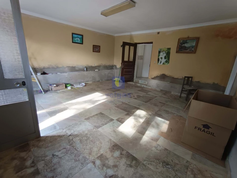 Moradia T2 para Venda em Alvorninha Foto 2