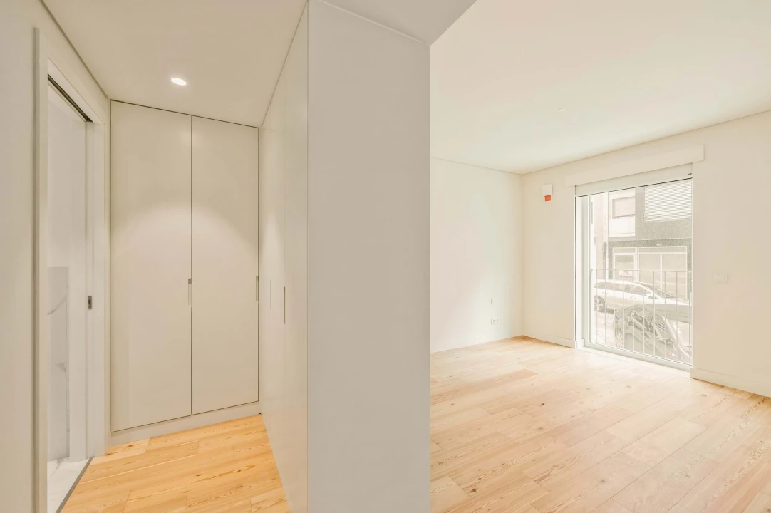 Apartamento T5 para Venda em Santo António Foto 19