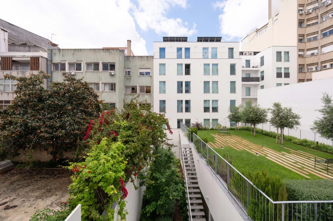 Apartamento T5 para Venda em Santo António Foto 33