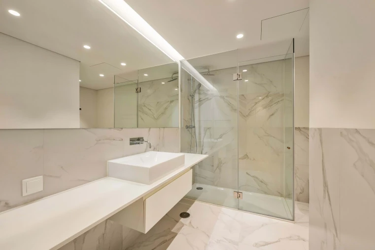 Apartamento T5 para Venda em Santo António Foto 18