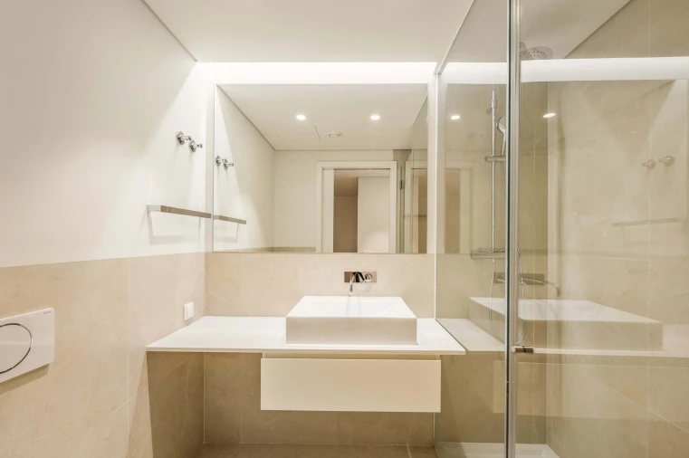 Apartamento T5 para Venda em Santo António Foto 24