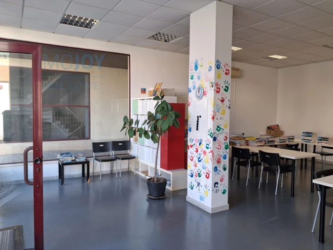 Loja para Arrendamento em Oeiras e São Julião da Barra, Paço de Arcos e Caxias Foto 9