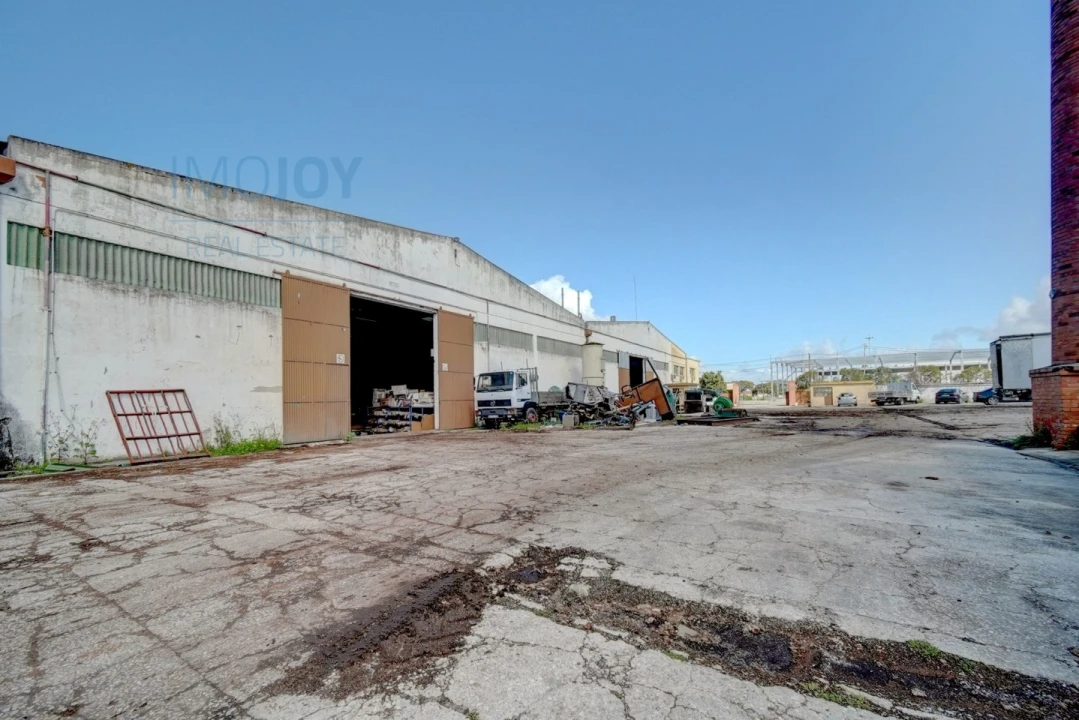 Armazém para Arrendamento em Atalaia e Alto Estanqueiro-Jardia Foto 1