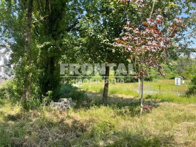 Terreno para Venda em Oliveira do Douro Foto 9