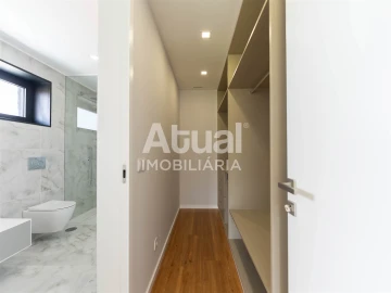 Moradia T4 para Venda em Mancelos