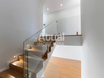 Moradia T4 para Venda em Mancelos