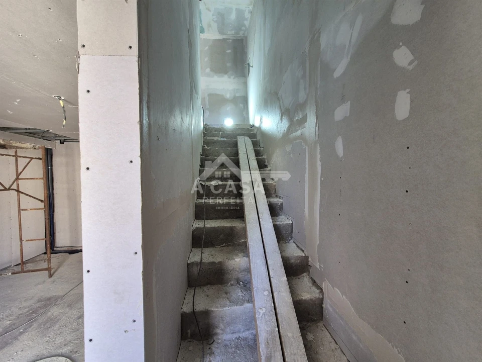 Moradia T7 para Venda em São Miguel do Souto e Mosteirô Foto 4